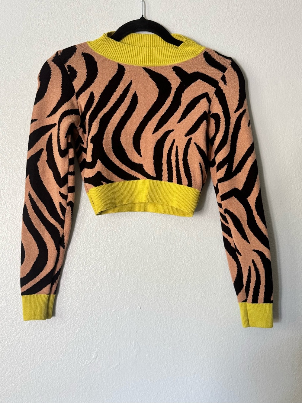 Ana Julia Zebra Print Cropped Knit Sweater Yellow Trim Size M NWT